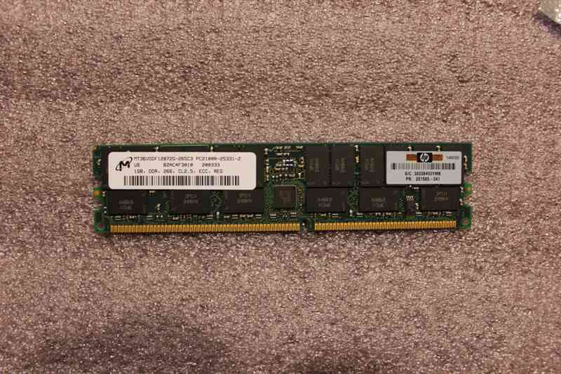 261585-041 1GB PC2100 DDR SDRAM Memory Module